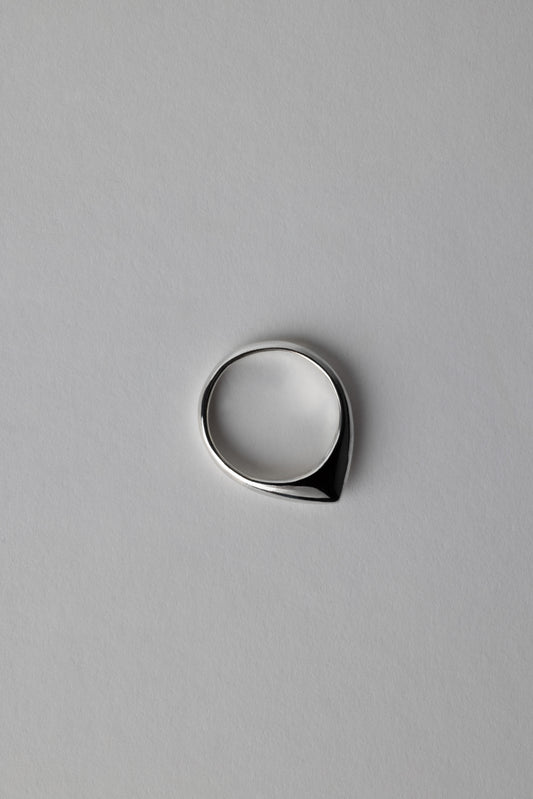 PETIT CLAW RING